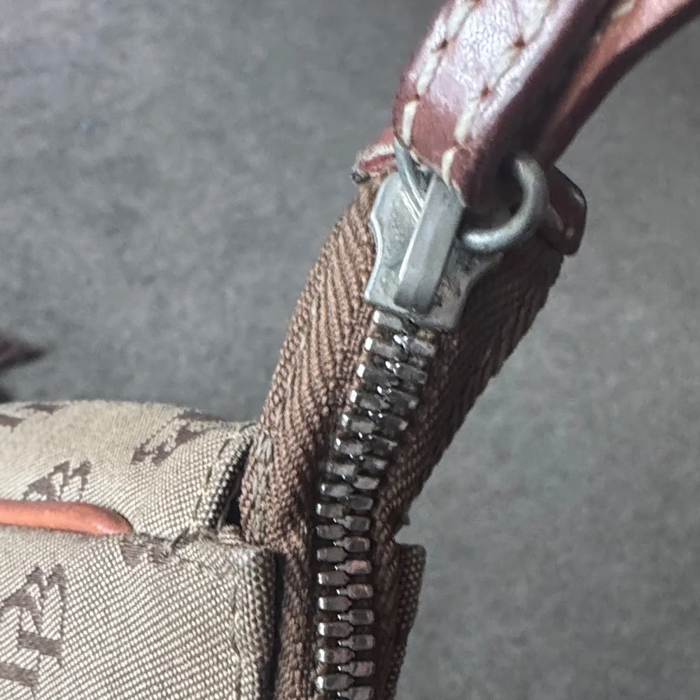 Dooney & Bourke Brown Monogram Shoulder Bag - Picture 4 of 10